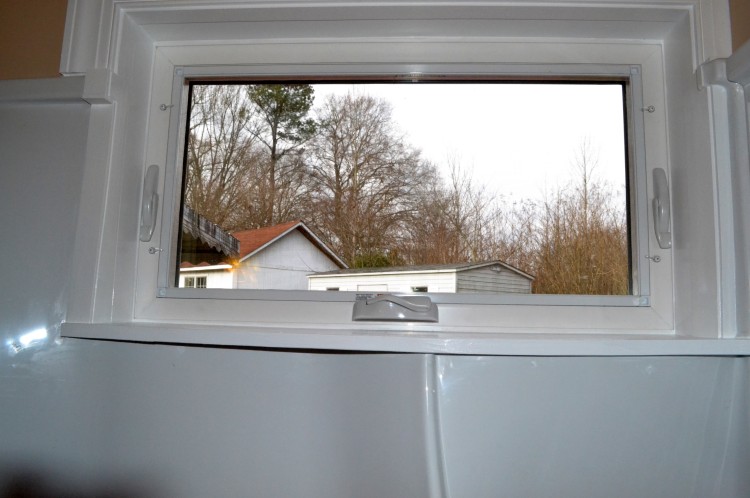 Beautiful natural light from our energy efficient bathroom window.